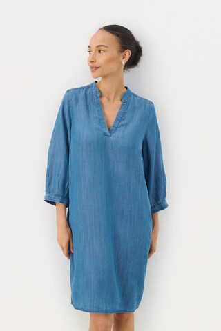Robe 'Maina' Part Two en bleu : devant