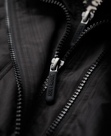 SuperdryPrijelazna jakna - crna boja