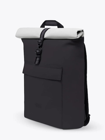 Ucon Acrobatics Rucksack 'Jasper' in Schwarz: Vorderseite