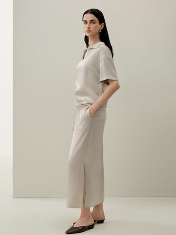 Lilysilk Bluse 'Waschbare Seiden-Charmeuse Polo-Oberteil'‌‌ in Grau