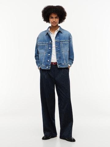 Geacă de primăvară-toamnă de la Tommy Jeans pe albastru