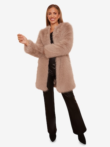 Chi Chi London Between-Seasons Coat in Pink