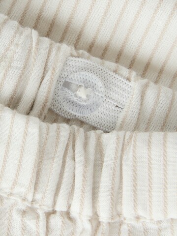 NAME IT - Tapered Pantalón 'NBMFAR' en blanco