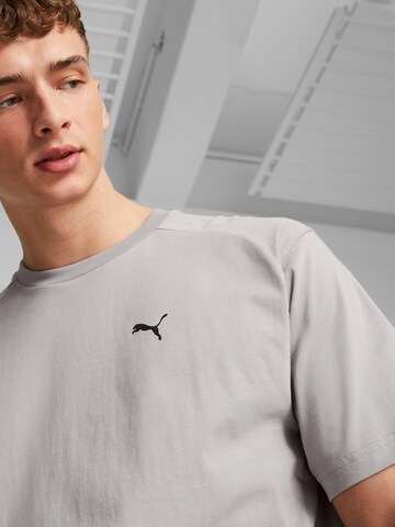 T-Shirt fonctionnel PUMA en gris