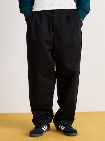 Wide leg Pantaloni con pieghe 'Merrick' di Carhartt WIP in nero: frontale