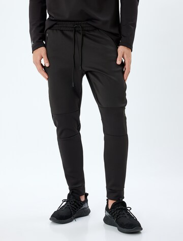 Koton Regular Broek in Zwart: voorkant