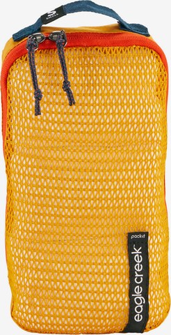 EAGLE CREEK Garment Bag in Yellow: front