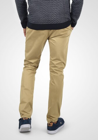 INDICODE JEANS - Regular Calças chino 'Penefal' em bege
