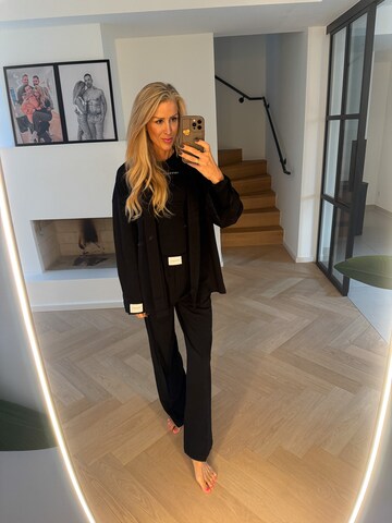 VERSTIQUE Футболка в Черный