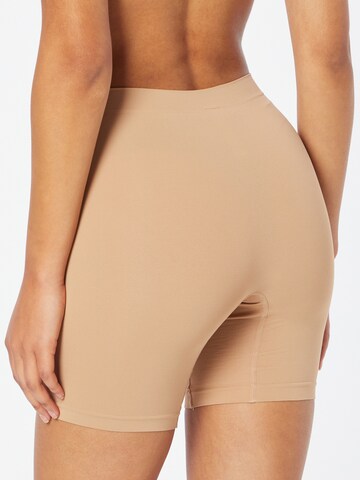 Pantaloni modellanti di Lindex in beige