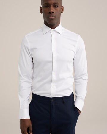 WE Fashion - Slim Fit Camisa em branco