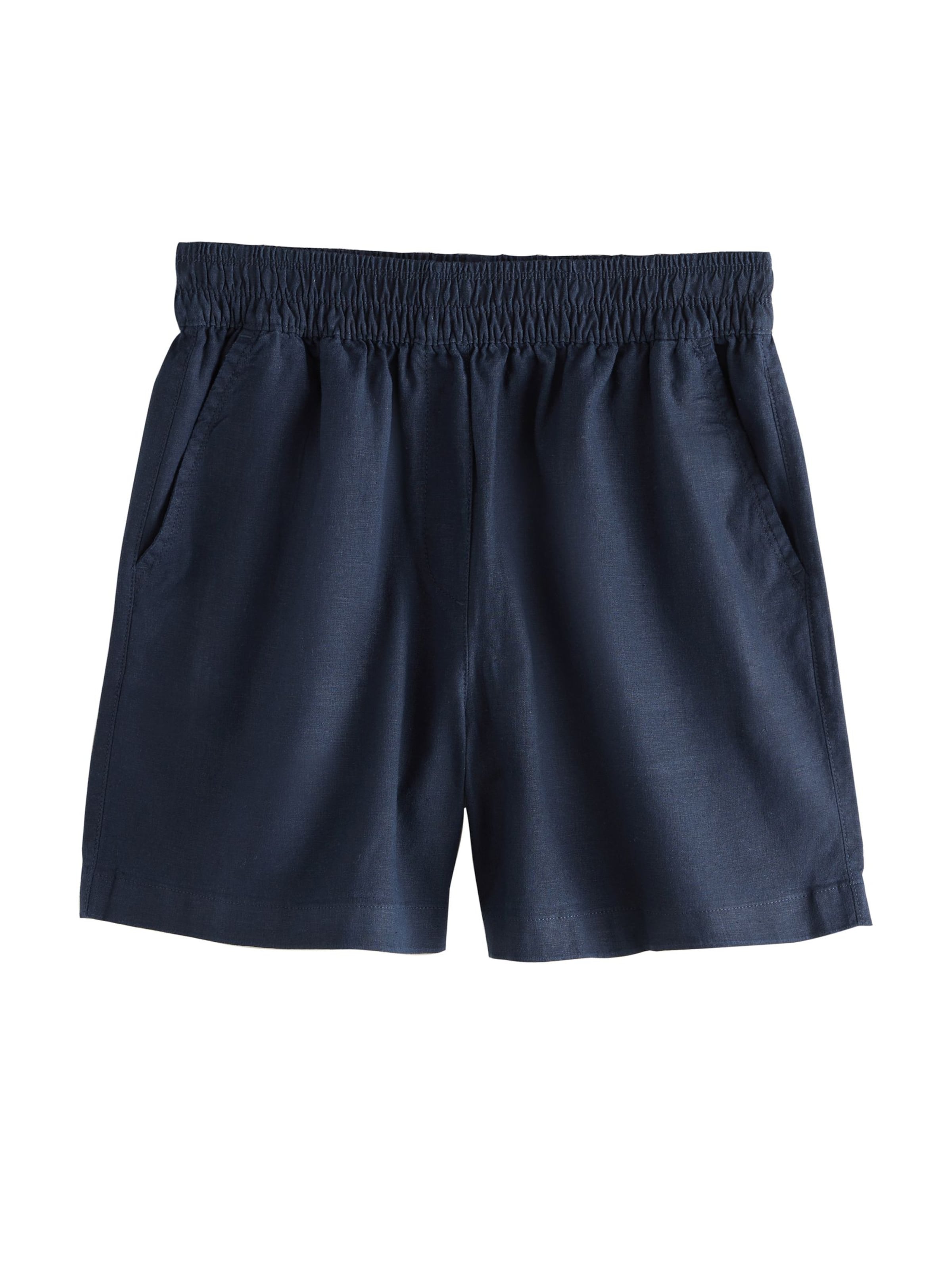 Next Regular Shorts in Blau
