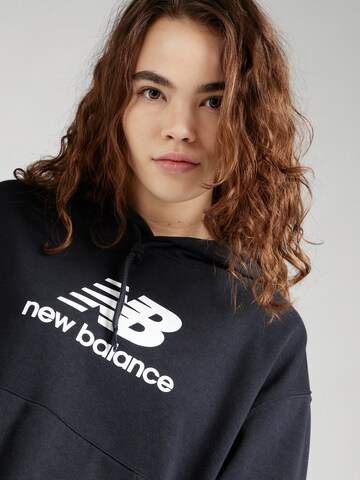 new balance Суичър 'Essentials' в черно