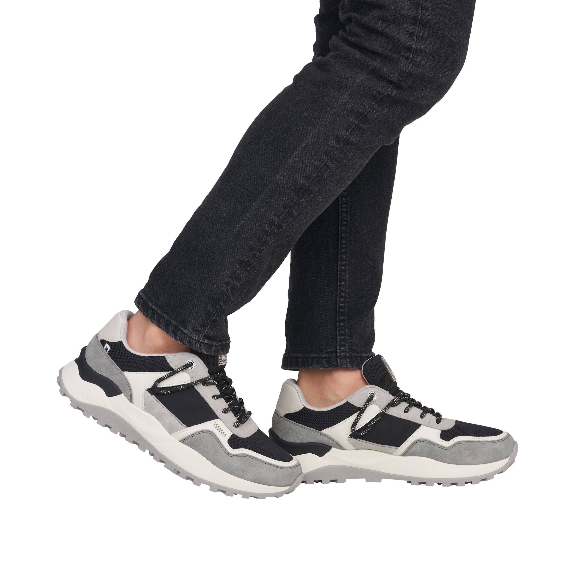 Baskets basses Rieker Sport en noir