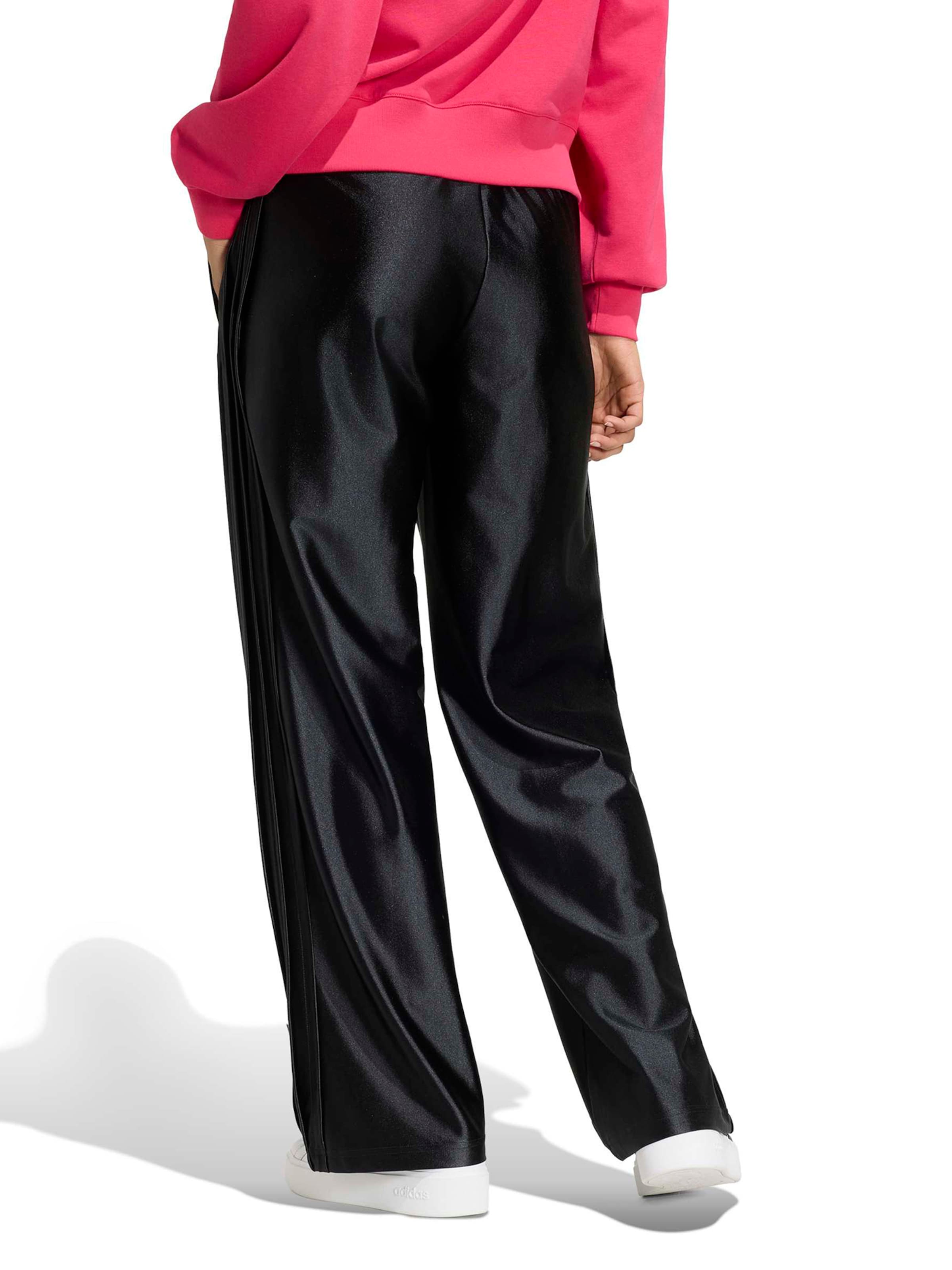 Loosefit Pantaloni sportivi di ADIDAS SPORTSWEAR in nero