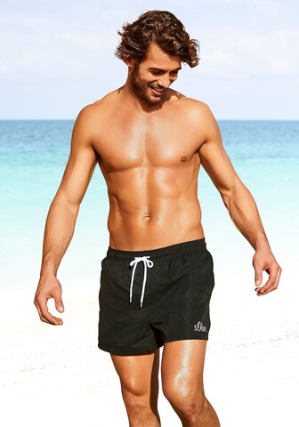 Shorts de bain s.Oliver en noir : devant