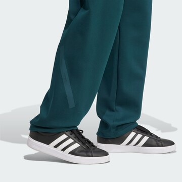 Loosefit Pantaloni sportivi 'Z.N.E.' di ADIDAS SPORTSWEAR in verde