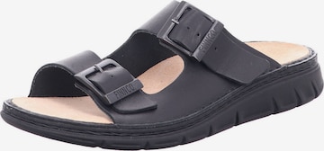 Finn Comfort Mules in Black: front