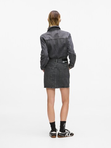 KARL LAGERFELD JEANS Пола в черно