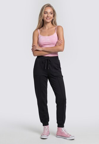 MYMO Regular Pants in Black
