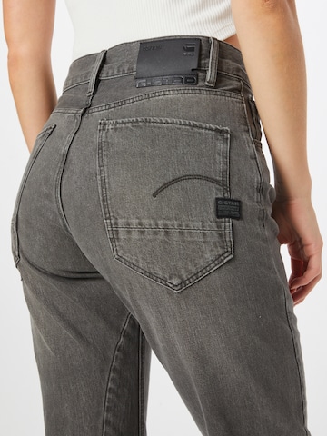 Effilé Jean 'Arc' G-Star RAW en gris