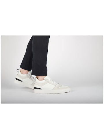 BLACKSTONE Låg sneaker 'ROBIN' i vit