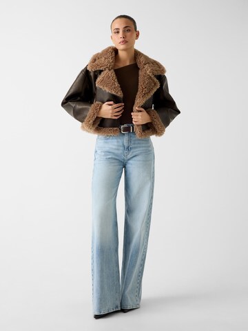 GUESS Between-Season Jacket in Brown