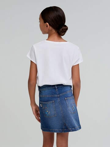 Tricou de la Scalpers pe alb