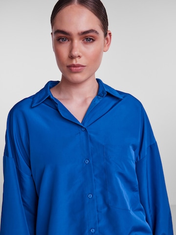 Camicia da donna 'Chrilina' di PIECES in blu
