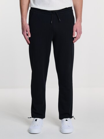 BIG STAR Regular Chino Pants 'WIDER' in Black: front