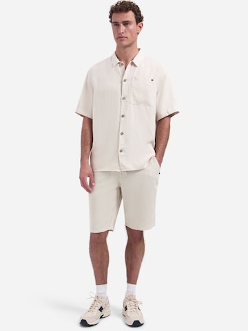 Coupe regular Chemise No Excess en beige