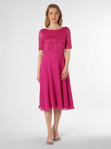 Robe de cocktail Vera Mont en rose : devant