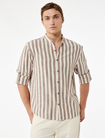 Koton Regular Fit Hemd in Braun: Vorderseite