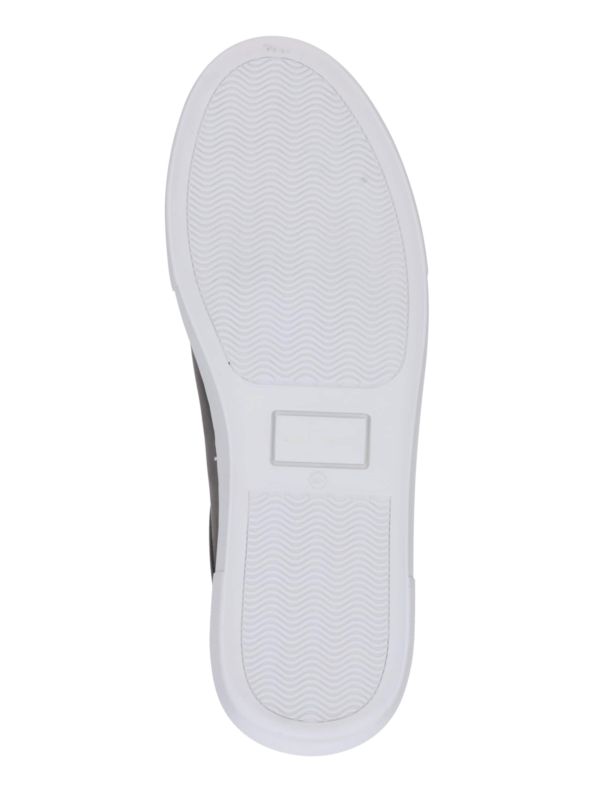 Garment Project Низкие кроссовки 'Ella' в Черный