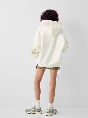 Bershka Sweatshirt in Beige