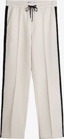 Loosefit Pantalon à plis Bershka en blanc : devant