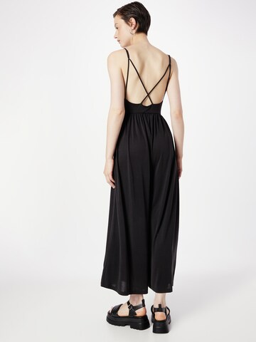 Urban Classics Jumpsuit in Zwart