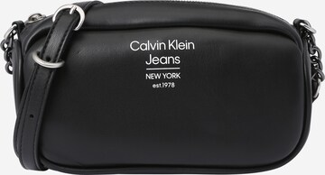 Calvin Klein Jeans Чанта с презрамки в черно: отпред