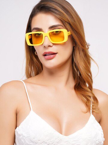 AVANT-GARDE PARIS Sonnenbrille 'Square Philomela' in Gelb