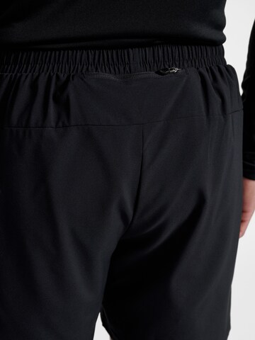 Newline Regular Sports trousers in Black