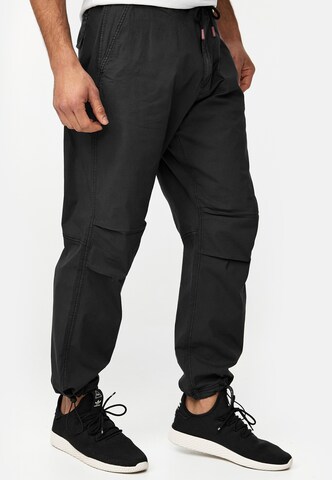 INDICODE JEANS Tapered Hose in Schwarz