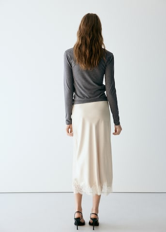 Tricou 'LIA' de la MANGO pe gri