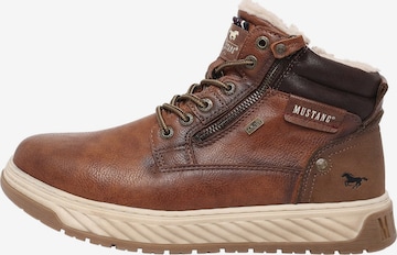 MUSTANG Schnürboots in Braun: Vorderseite