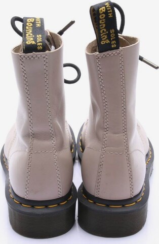 Dr. Martens Dress Boots in 37 in Pink