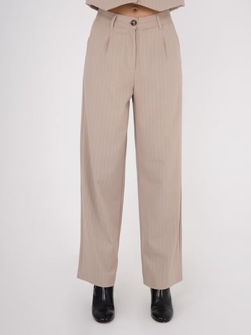 FRESHLIONS Regular Pants in Beige: front