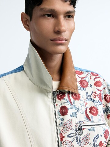 balta Desigual Demisezoninė striukė