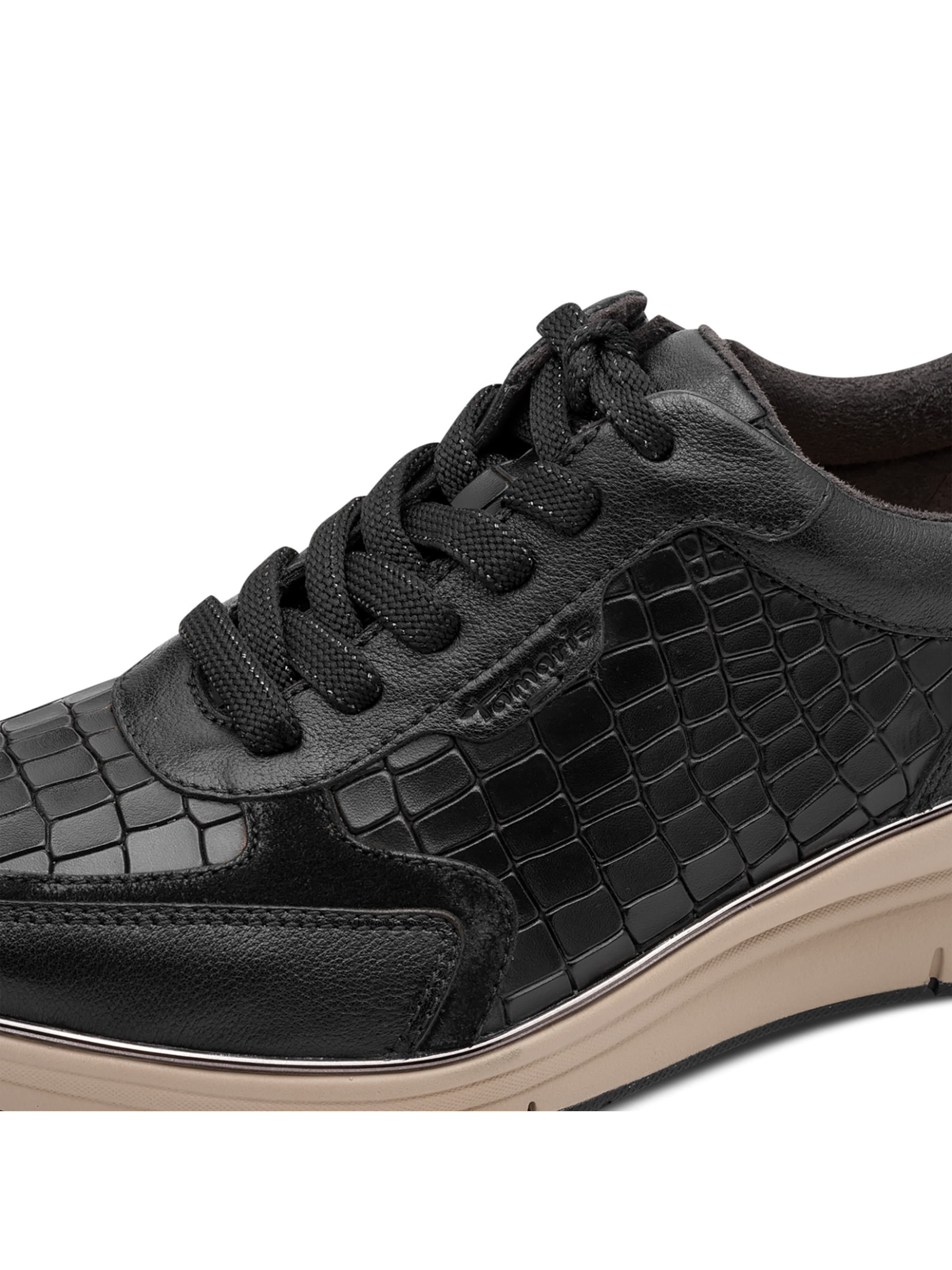Baskets basses Tamaris en noir