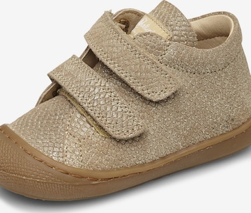 Baskets 'COCOON VL' NATURINO en or : devant