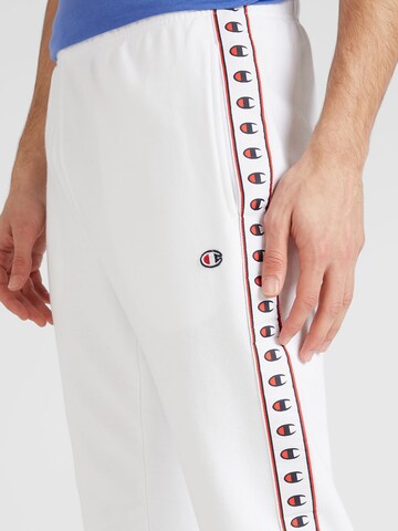 Tapered Pantaloni di Champion Authentic Athletic Apparel in bianco