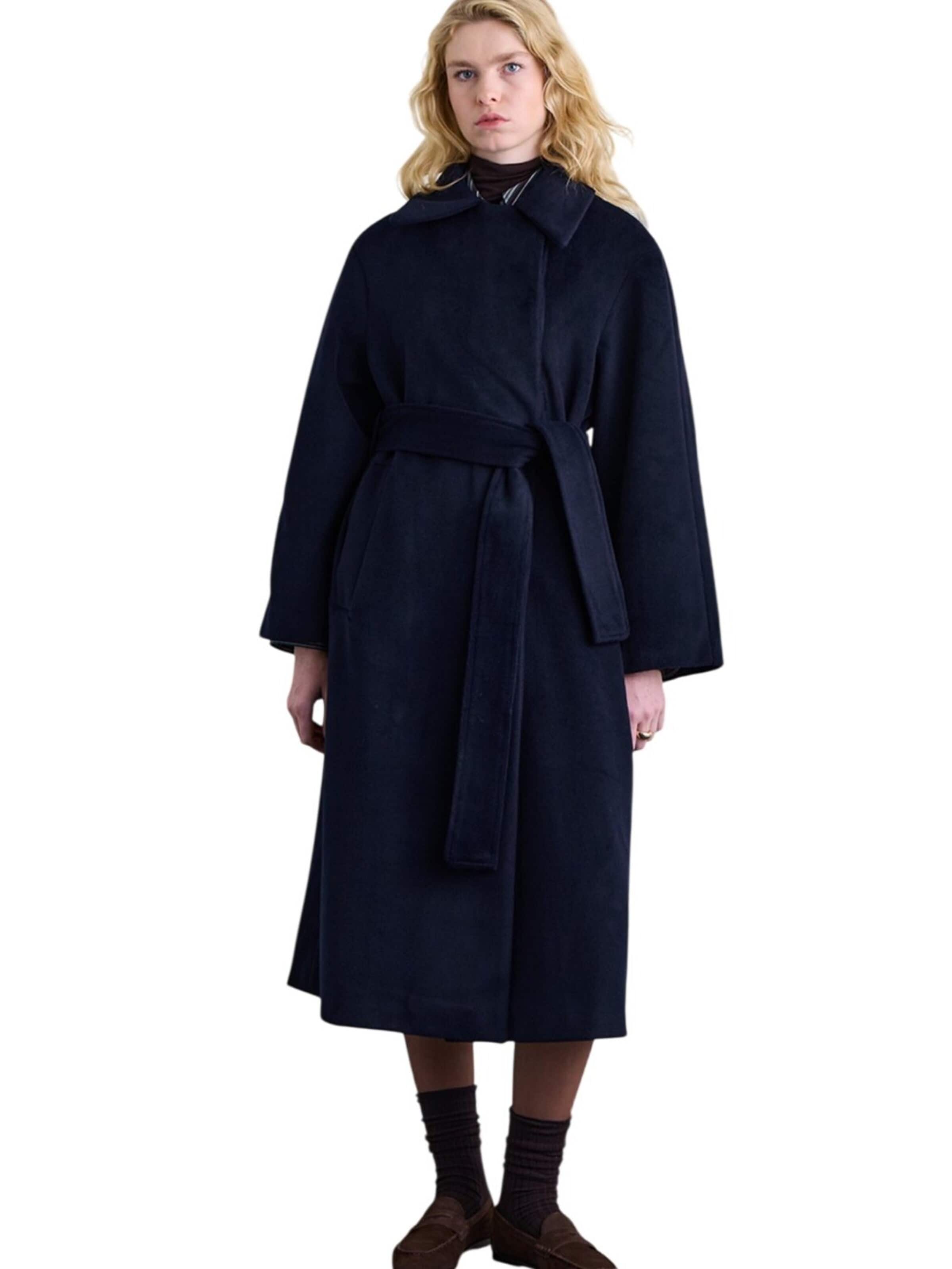 MANUKA Winter Jacket in Blue
